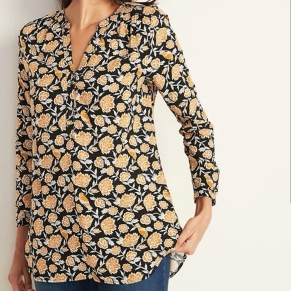 Old Navy black & yellow floral print top - Picture 1 of 5